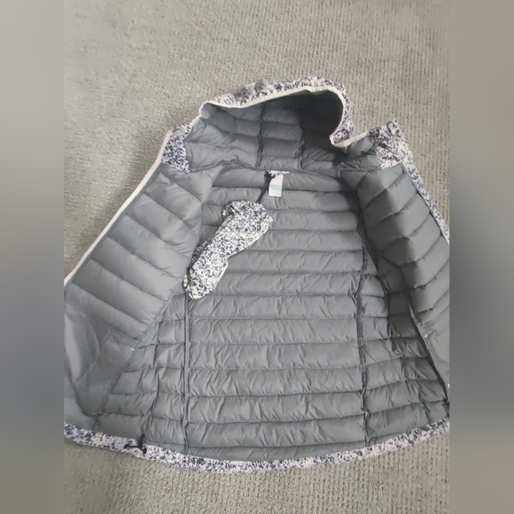 Lole Lightweight Duck Down Jacket - Size M - Picture 3 of 9